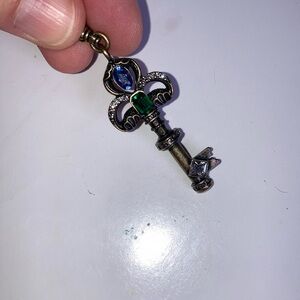 Chloe + Isabel Tresors decorative key charm